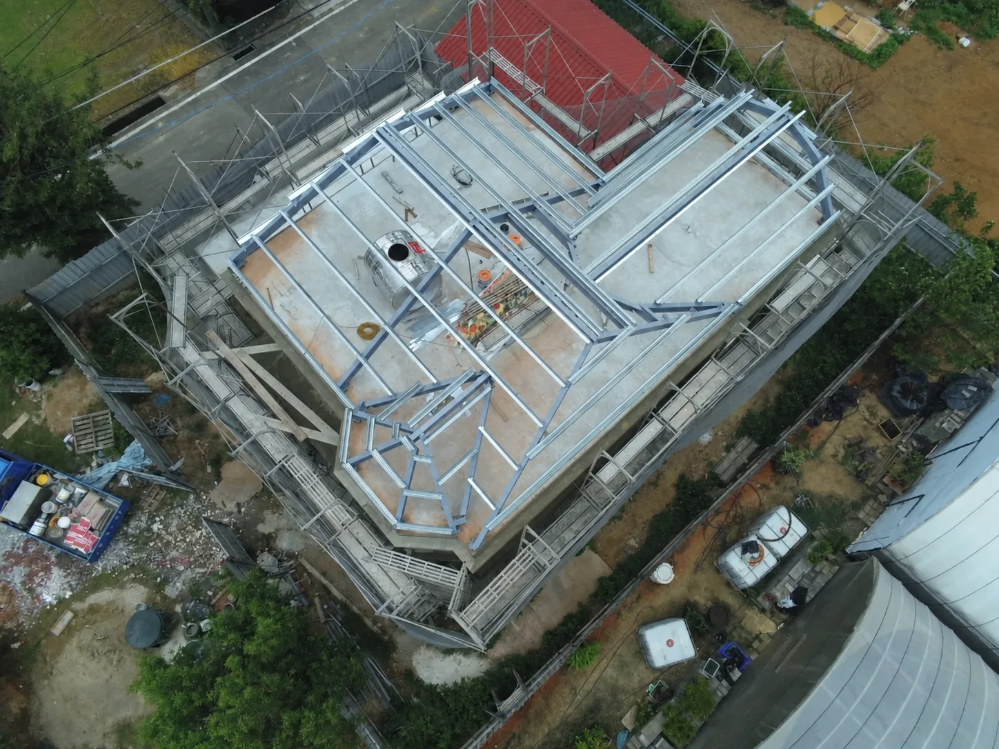 中亞鐵工廠頂樓鋼構工程